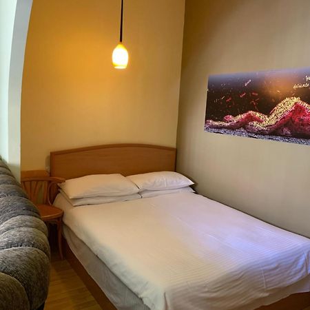 Studio With Balcony On Sayat Nova Avenue 예레반 외부 사진