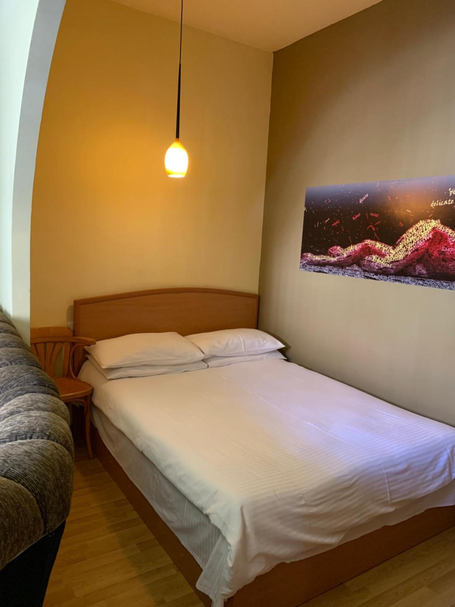 Studio With Balcony On Sayat Nova Avenue 예레반 외부 사진